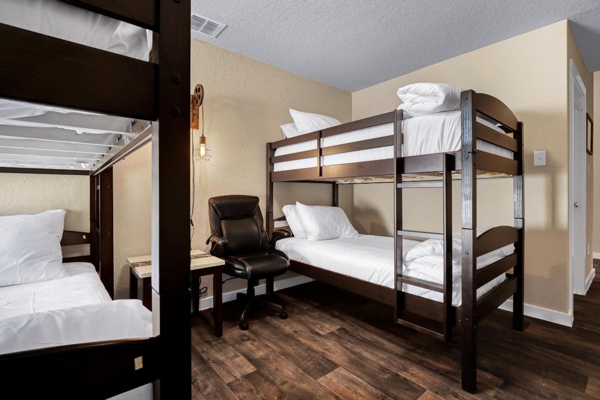 Speakeasy - A Birdy Vacation Holiday home San Antonio